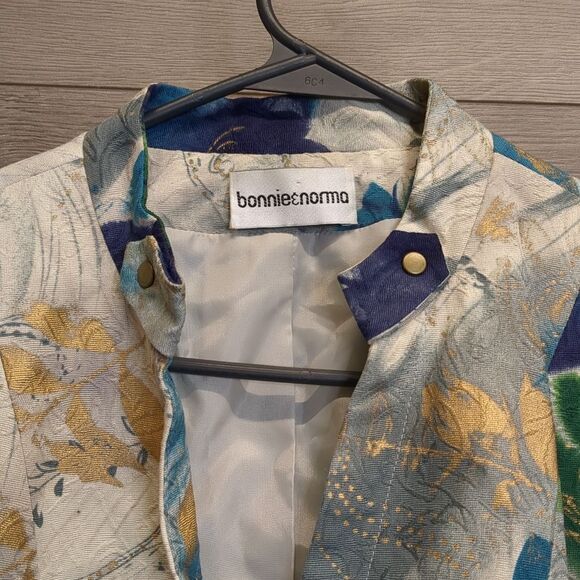 Bonnie & Norma Watercolor Floral Button Blazer Women's Size Small Petite - Picture 5 of 9